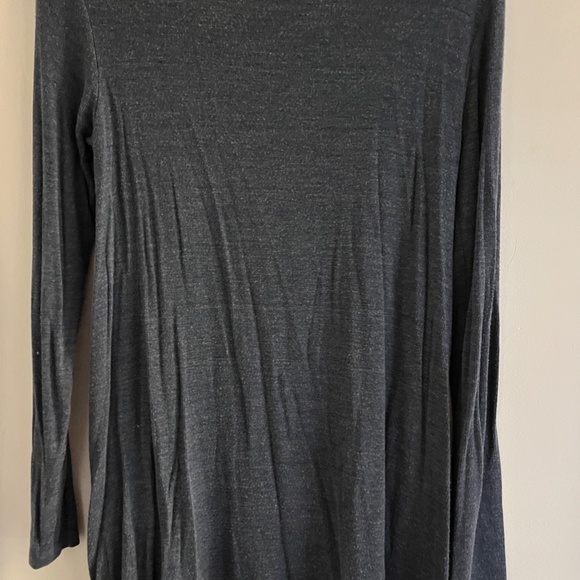 Gap Maternity soft long sleeve top - Picture 2 of 2